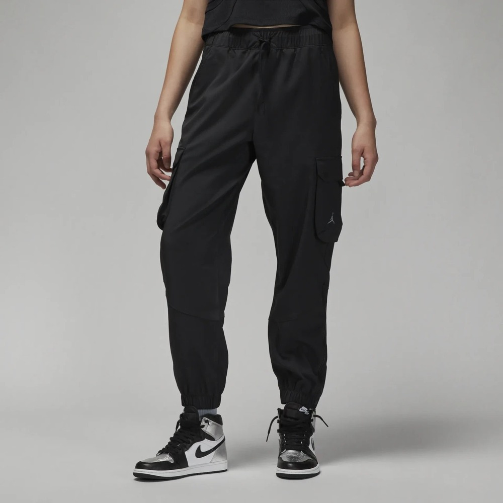 Nike Air Jordan Sport Tunnel Cargo Joggers Trousers in Black Women XS